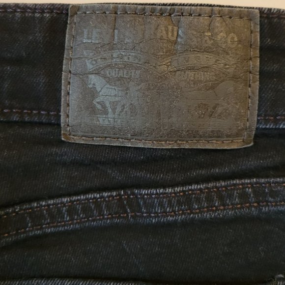 Levi's Women's 711 Skinny Jeans - Picture 3 of 5